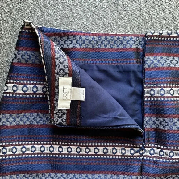LOFT Women’s Striped Mini Skirt Size 2 - Picture 3 of 6